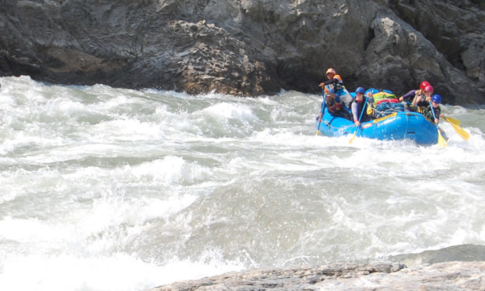 Class IV rapids on the Karnali River