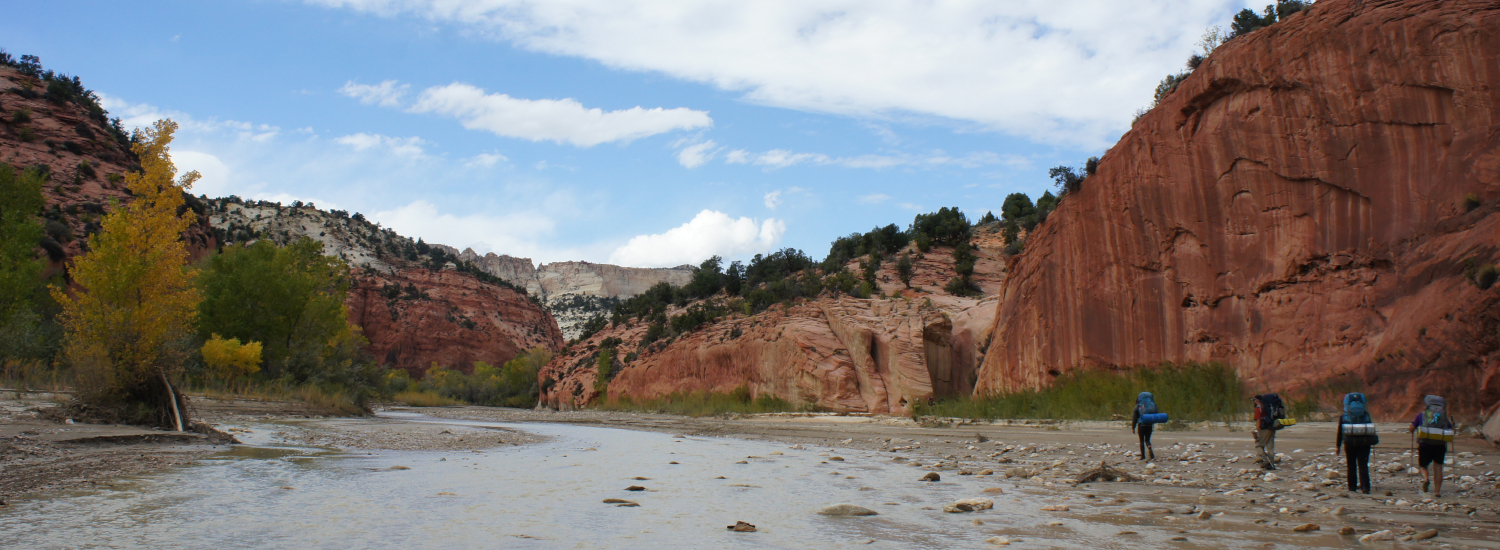 Exploring Utah's canyon country on a custom youth trip
